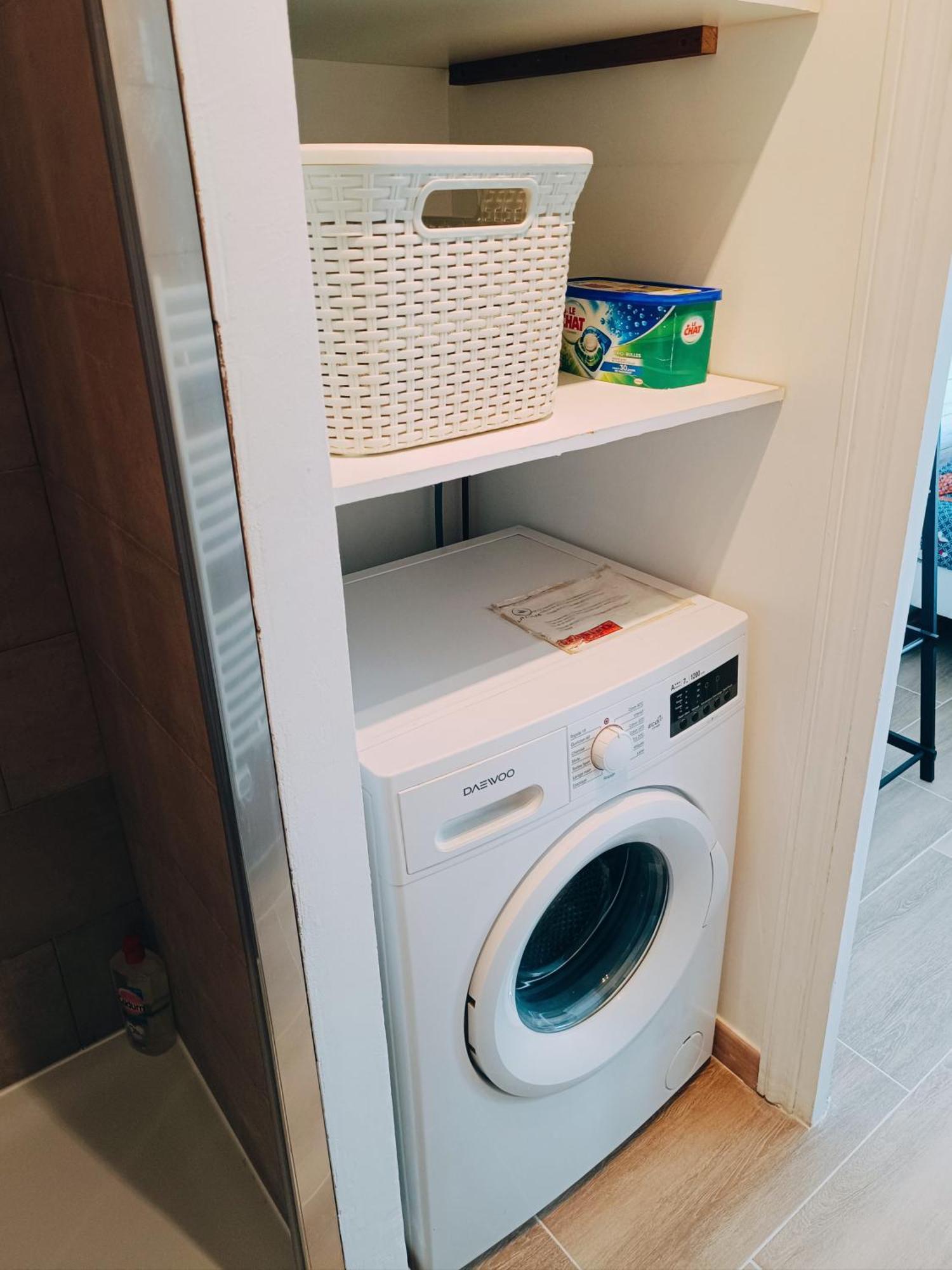 2 Pieces Climatise Avec Balcon Dans Le Vieil Antibes, Residence Avec Ascenseur Zewnętrze zdjęcie