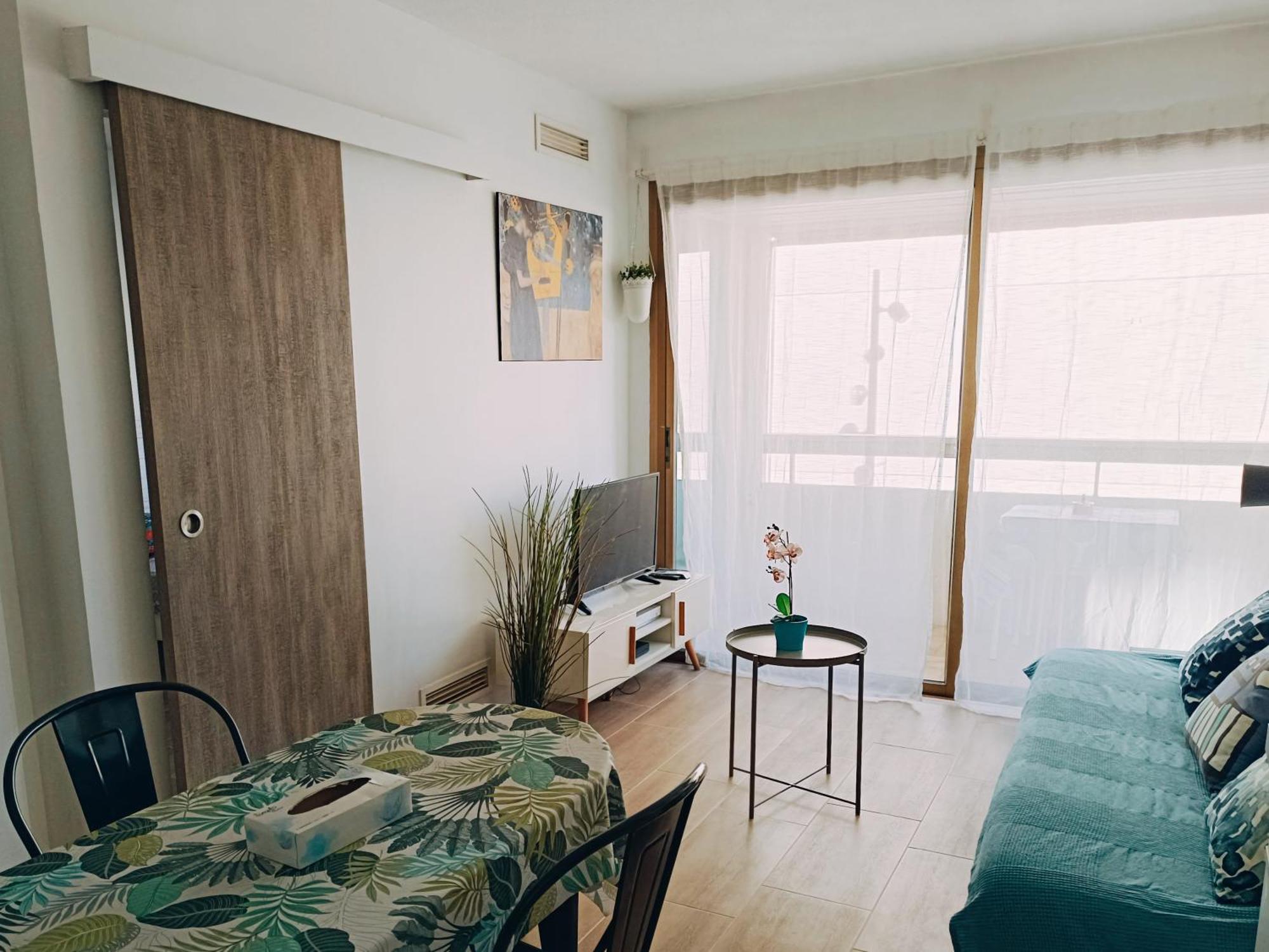 2 Pieces Climatise Avec Balcon Dans Le Vieil Antibes, Residence Avec Ascenseur Zewnętrze zdjęcie